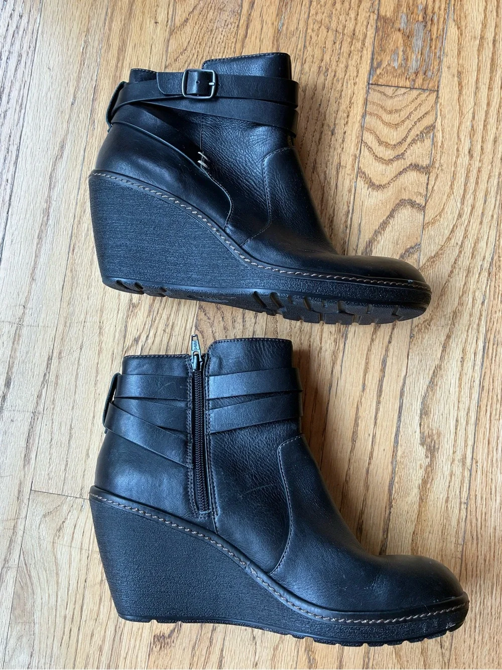Sofft Caralee Black Leather Wedge Ankle Boot with Buckle Straps